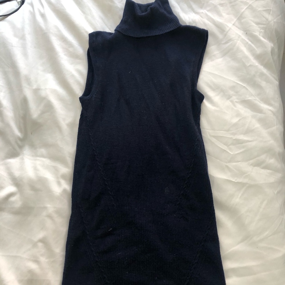 Diane Von Furstenberg turtle neck